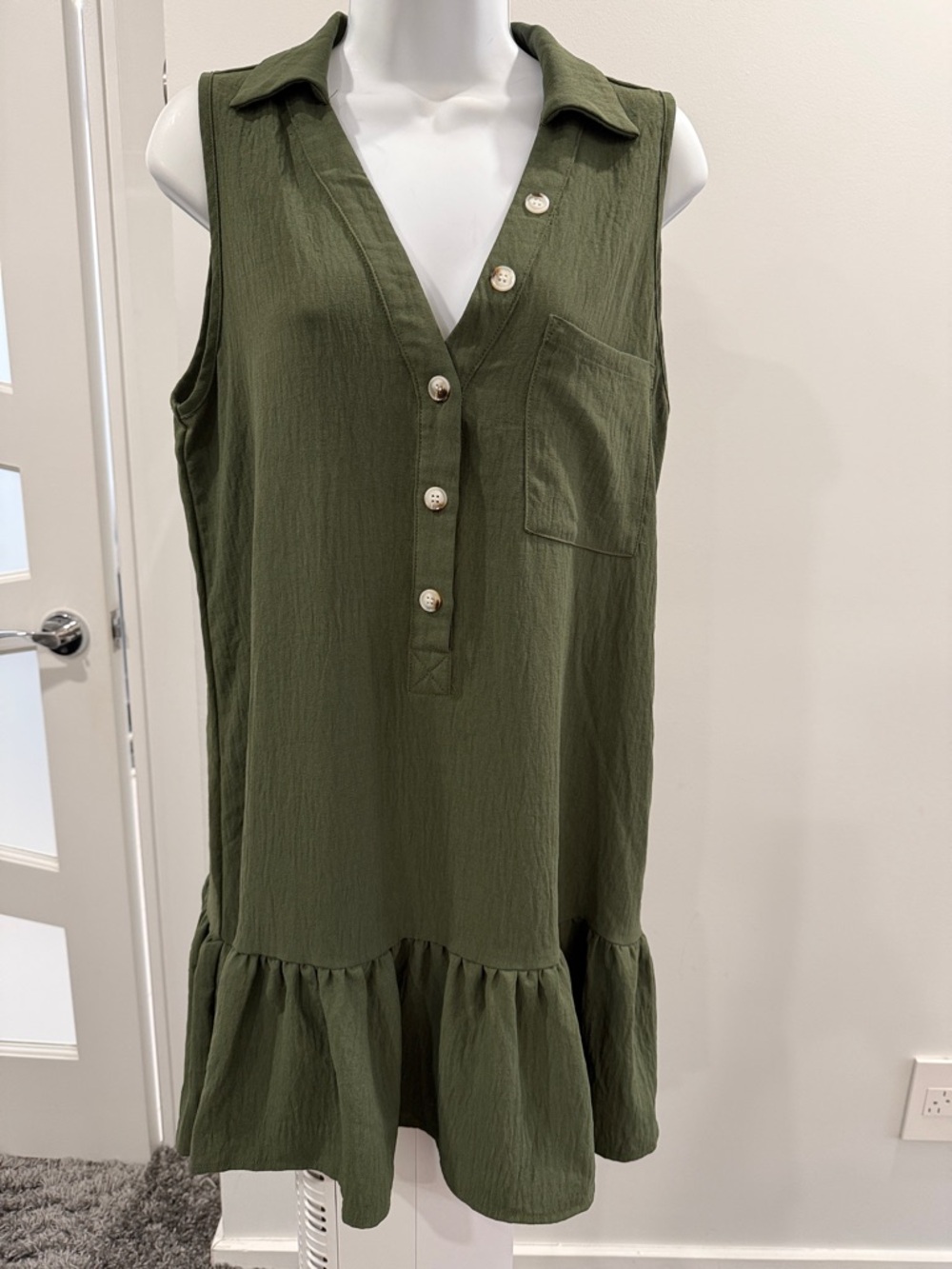 Cupshe Olive Green Sleeveless Polo Button Dress